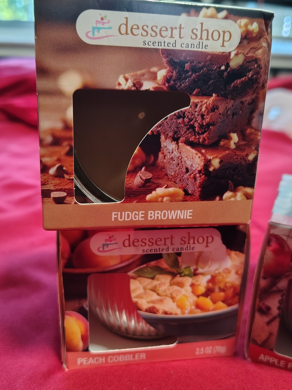 Dessert Shop Fudge Brownie Scented Candle - Rich Brown